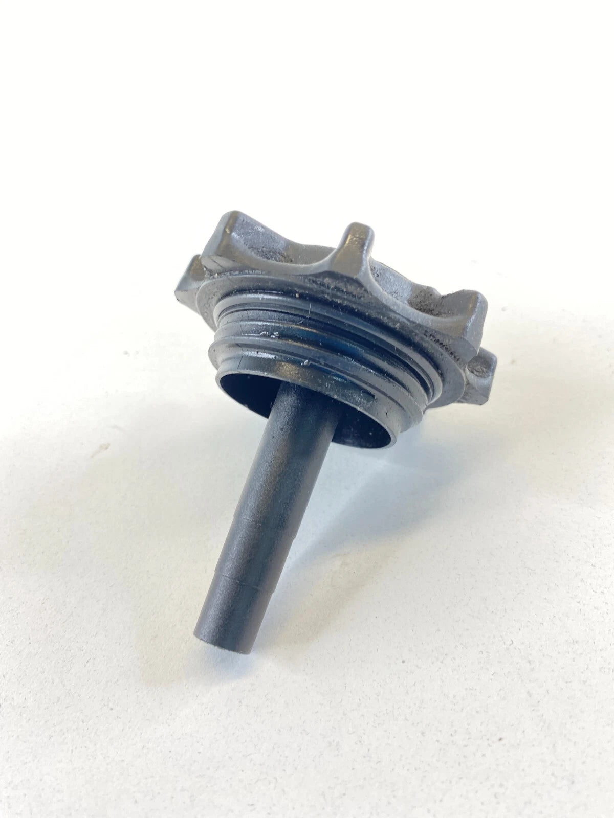 02 03 04 05 06 MINI COOPER HATCHBACK POWER STEERING FLUID RESERVOIR CAP