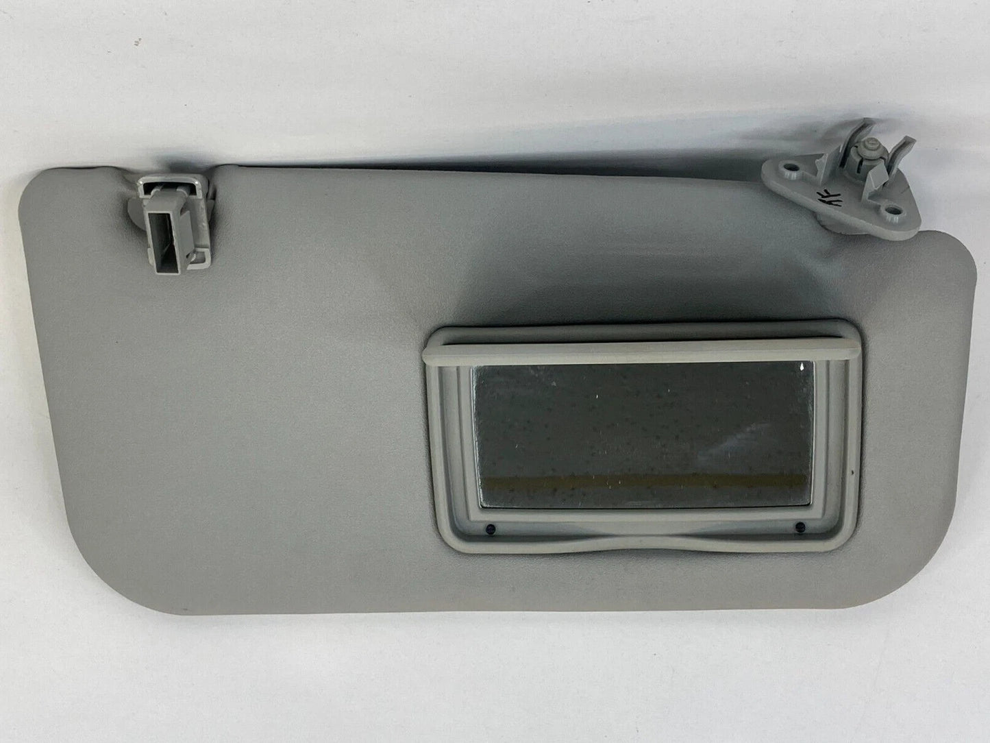 2008-2017 MITSUBISHI LANCER FRONT RIGHT PASSENGER SUNVISOR SUN VISOR SHADE GREY
