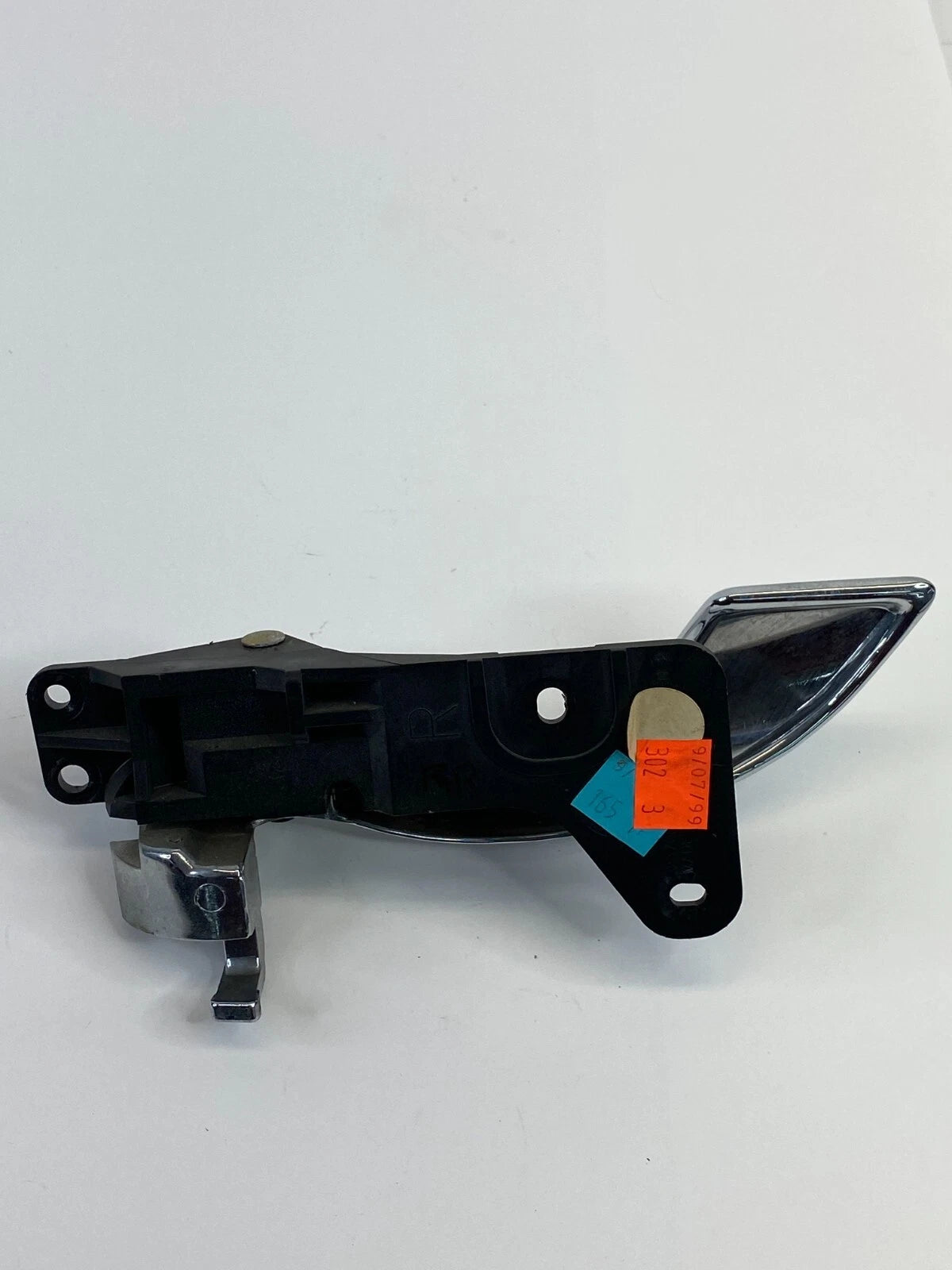 2000-2005 CADILLAC DEVILLE REAR RIGHT PASSENGER SIDE INTERIOR DOOR HANDLE OEM