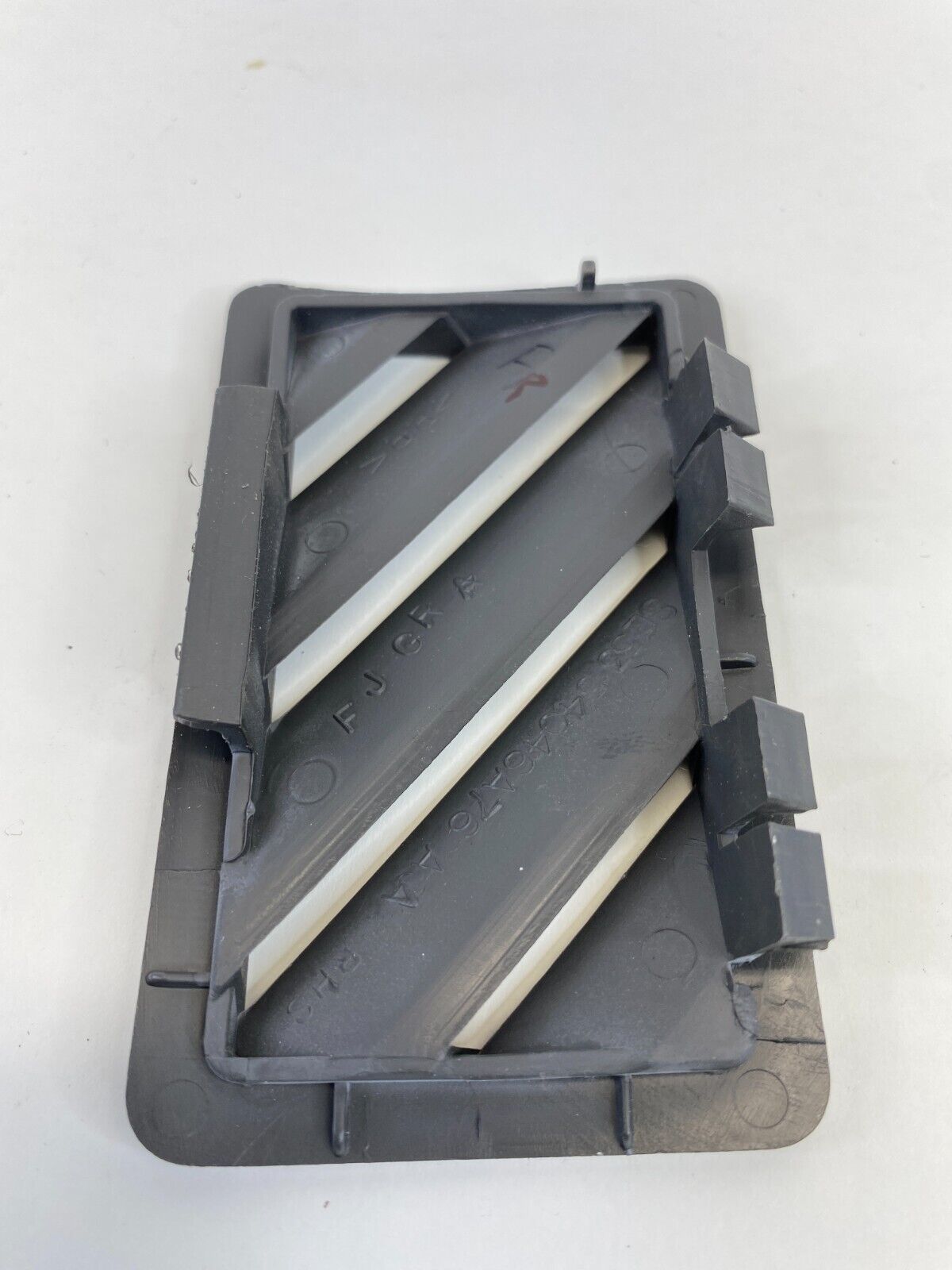 2008-2012 Ford Fusion Right Upper Dash Defrost Air Vent 8E53-54046A76-AA