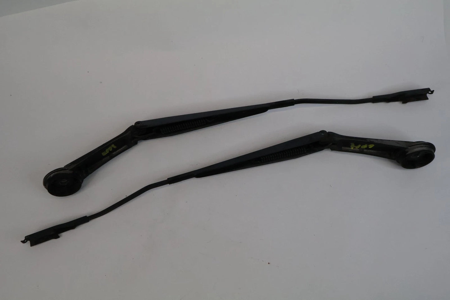 2012-2018 FORD FOCUS FRONT WINDSHIELD LEFT & RIGHT WIPER ARM W000018674 OEM