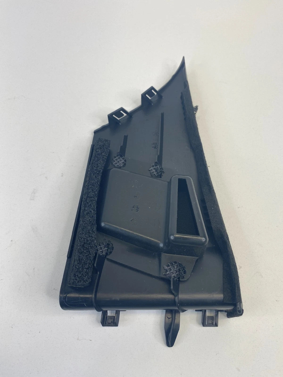 2007-2012 MAZDA CX-7 FRONT LEFT DRIVER SIDE PILLAR TRIM COVER PANEL EG2168179