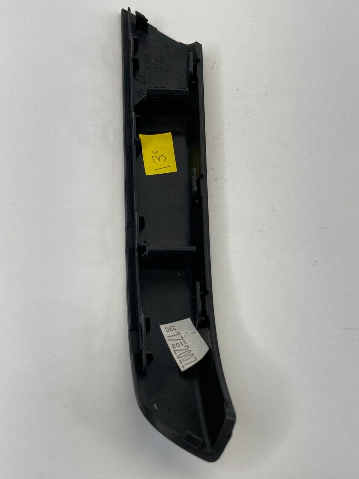 12-15 Volkswagen Passat Front Left Side Door Pull Handel Trim Bezel 561867171