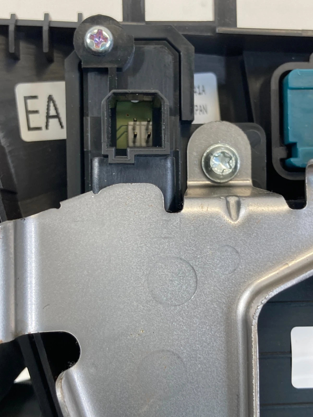 2011-2013 Buick Regal Radio CD Player AC Air Climate Control Panel 13297382 OEM