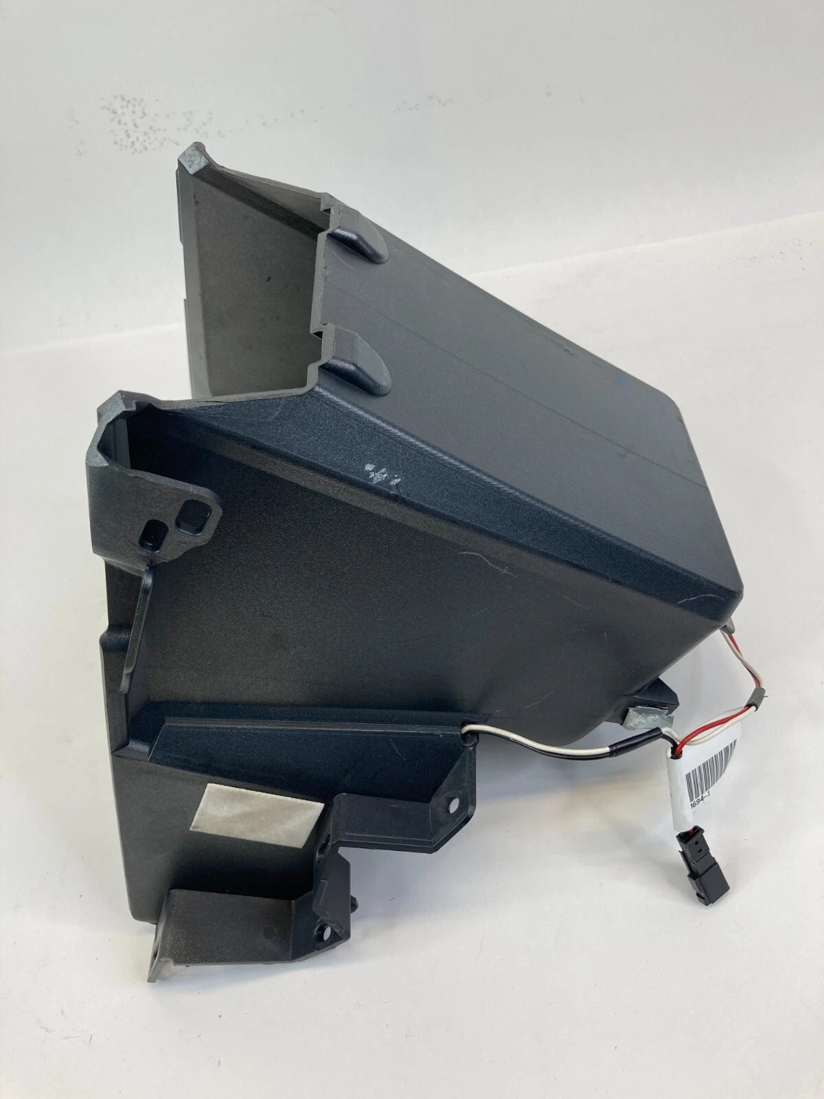 2010-2017 GMC TERRAIN FRONT CENTER CONSOLE STORAGE COMPARTMENT BIN 20922732 OEM