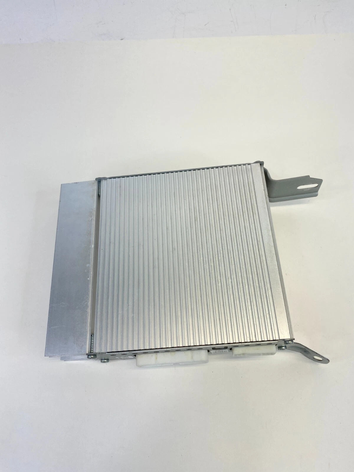 07 08 TOYOTA SOLARA AMPLIFIER RADIO PLAYER CONTROL MODULE ASSEMBLY 86280-06070