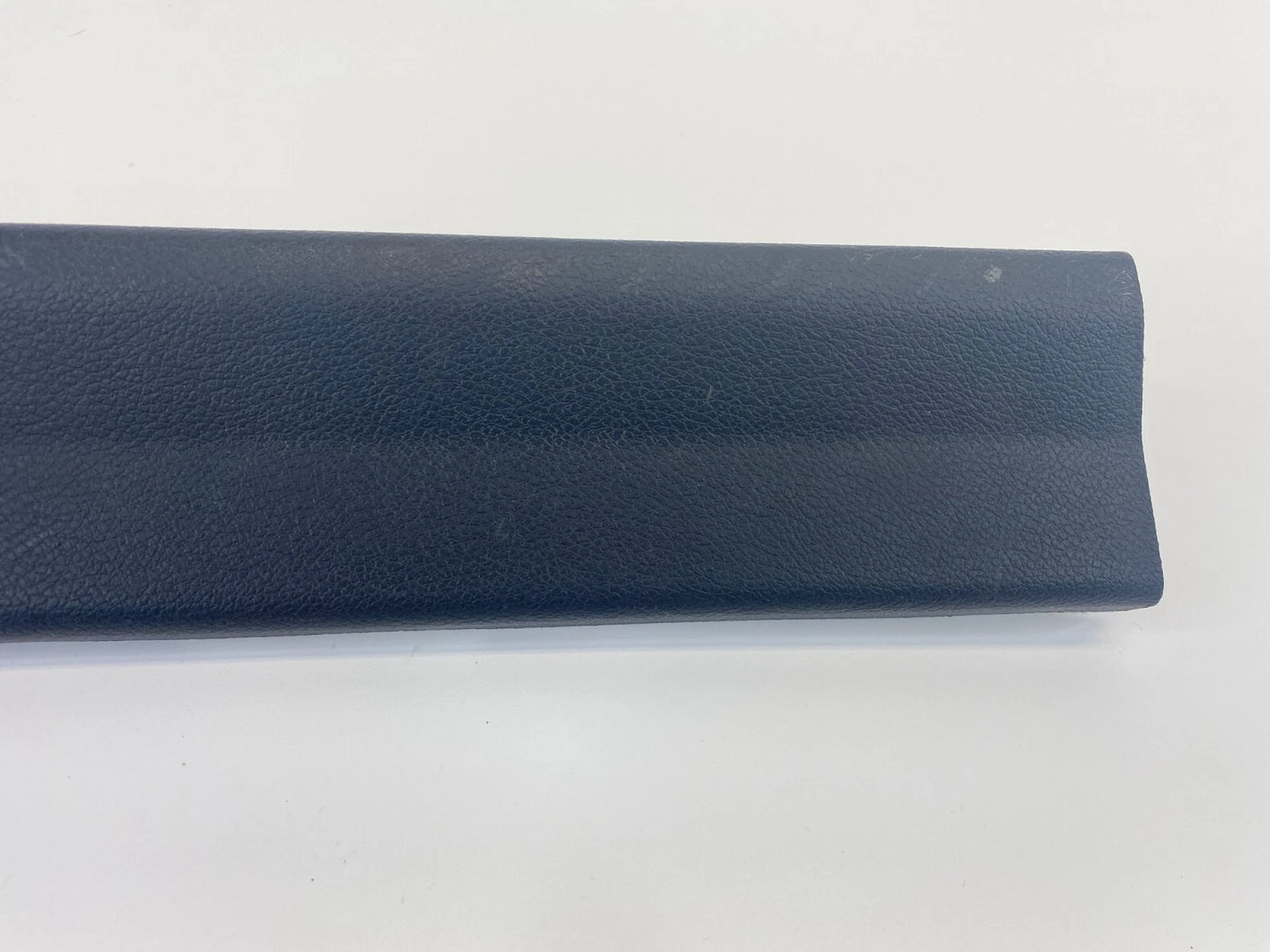 2011-2014 DODGE AVENGER FRONT RIGHT DOOR SCUFF PLATE COVER TRIM 1SL44DX9AA
