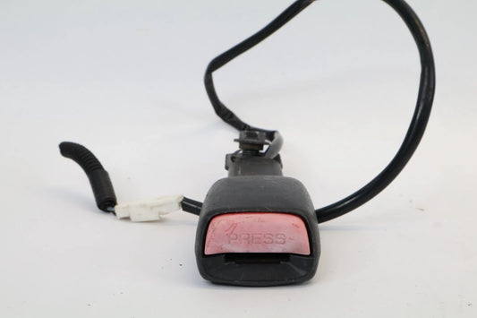 2002-2004 NISSAN XTERRA FRONT RIGHT PASSENGER SEAT BELT BUCKLE RECEPTACLE OEM