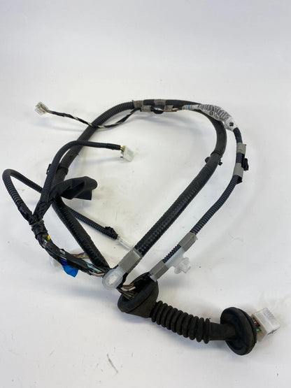 2004-2006 LEXUS RX330 REAR RIGHT DOOR WIRE WIRING HARNESS CABLE 82153-0E010
