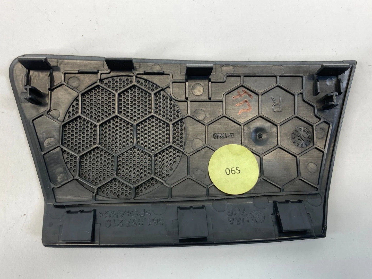 2012-2019 VOLKSWAGEN PASSAT DASH RIGHT SIDE SPEAKER TRIM COVER GRILLE 561857210