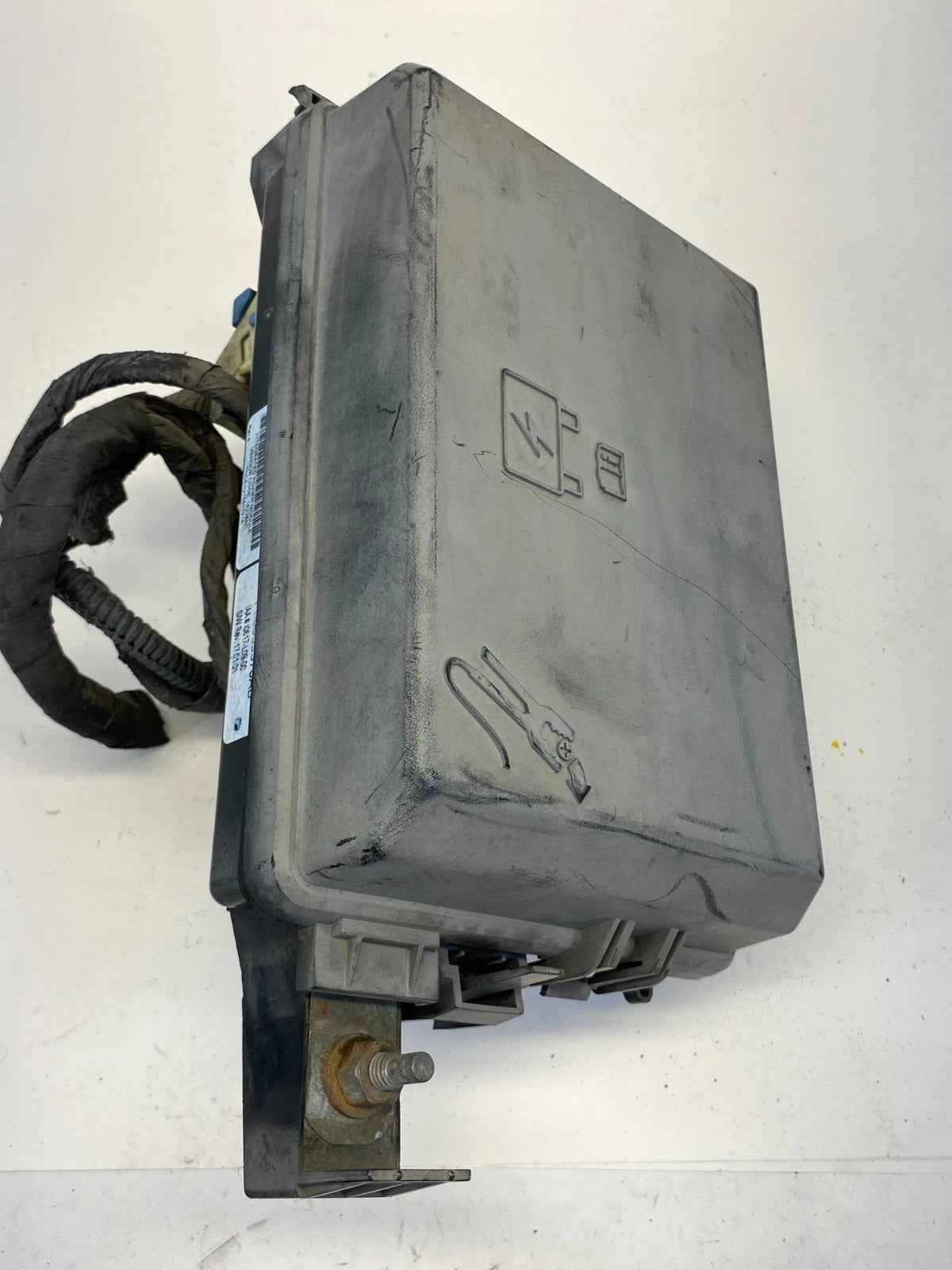 2010 CHRYSLER 300 CHARGER 2.7L TIPM TOTALLY INTEGRATED POWER MODULE FUSE BOX OEM