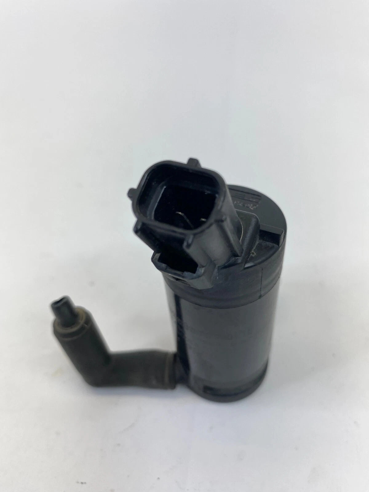 98 99 00 01 02 LINCOLN TOWN CAR 4.6L AT WINDSHIELD WASHER PUMP MOTOR F6SU-17664