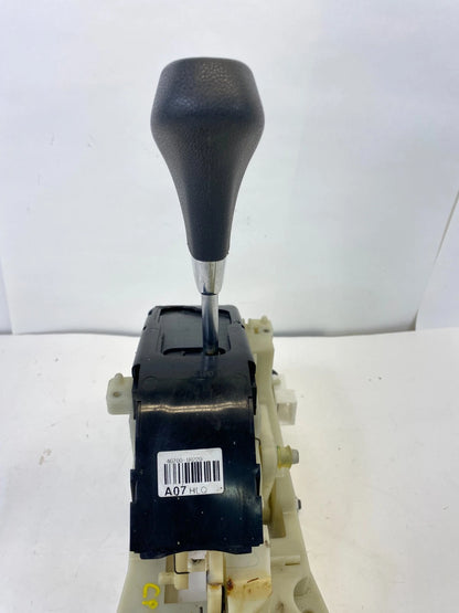 12-14 HYUNDAI ACCENT AT FLOOR SHIFTER SHIFT SELECTOR LEVER HANDLE 467001R220 OEM