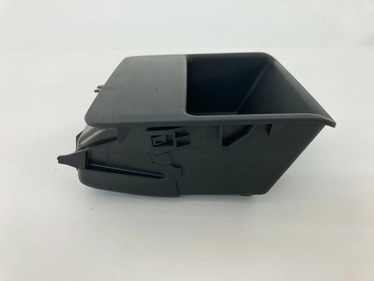 2005-2010 VW VOLKSWAGEN JETTA REAR CENTER CONSOLE STORAGE BIN TRAY 1K5-863-383