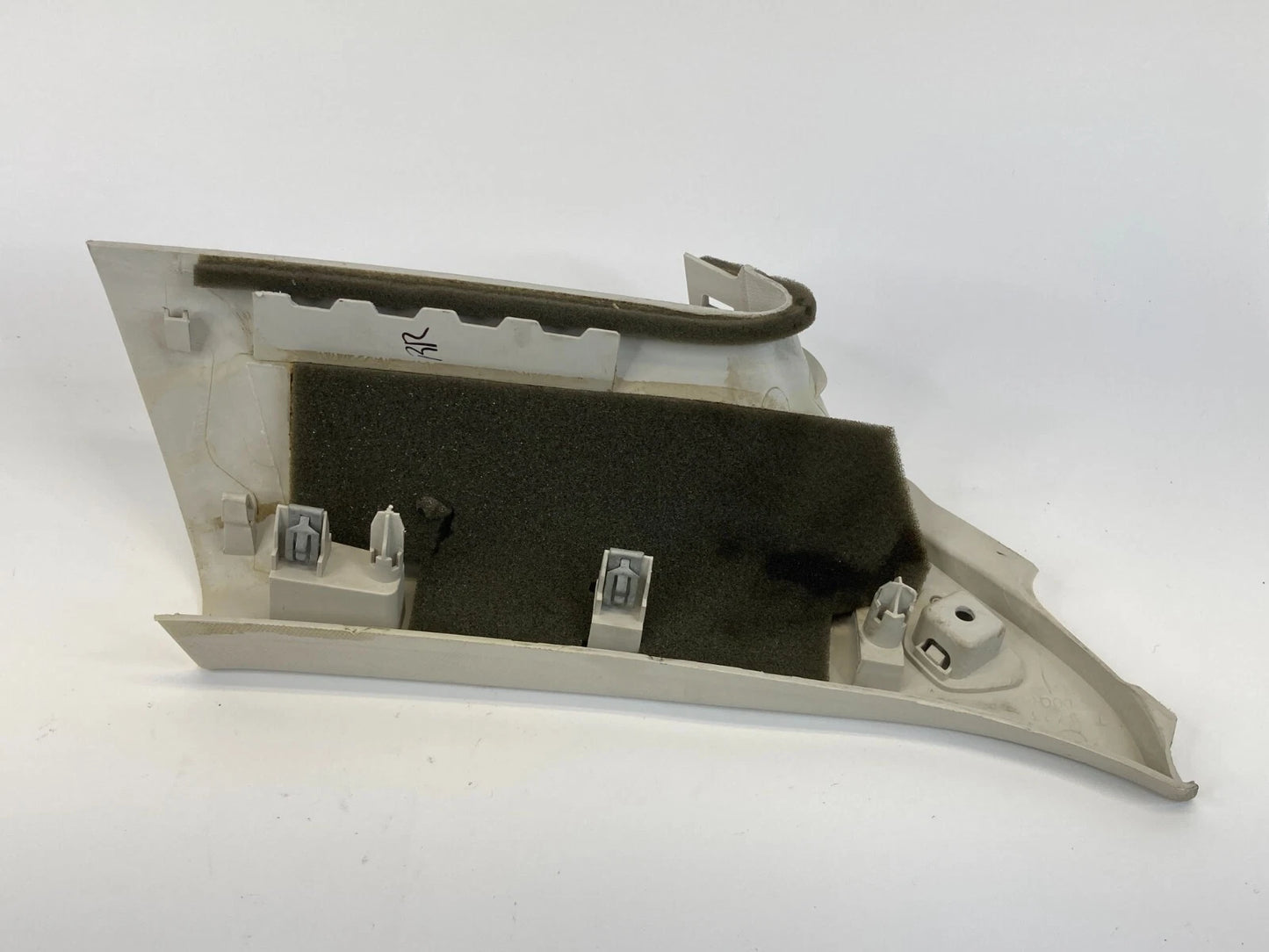2012-2018 FORD FOCUS REAR RIGHT UPPER C PILLAR COVER BEZEL TRIM OEM