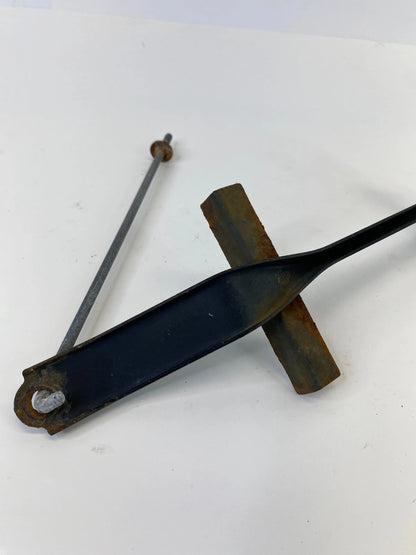 2000-2004 TOYOTA AVALON BATTERY HOLD DOWN BRACKET RETAINER OEM