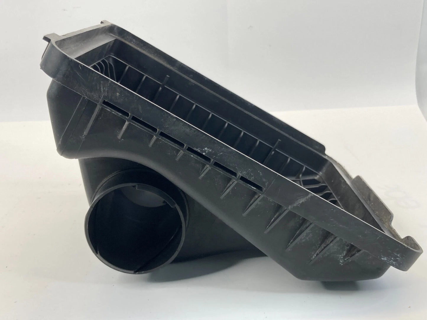 2012 2013 KIA OPTIMA 2.4L AIR INTAKE CLEANER UPPER LID COVER UNIT OEM 28111-3Q10