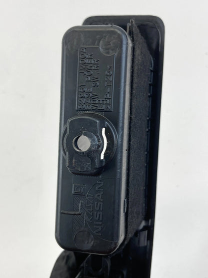 2008-2013 NISSAN ROGUE REAR LEFT SIDE POWER WINDOW SWITCH W/BEZEL 82961JM00A OEM
