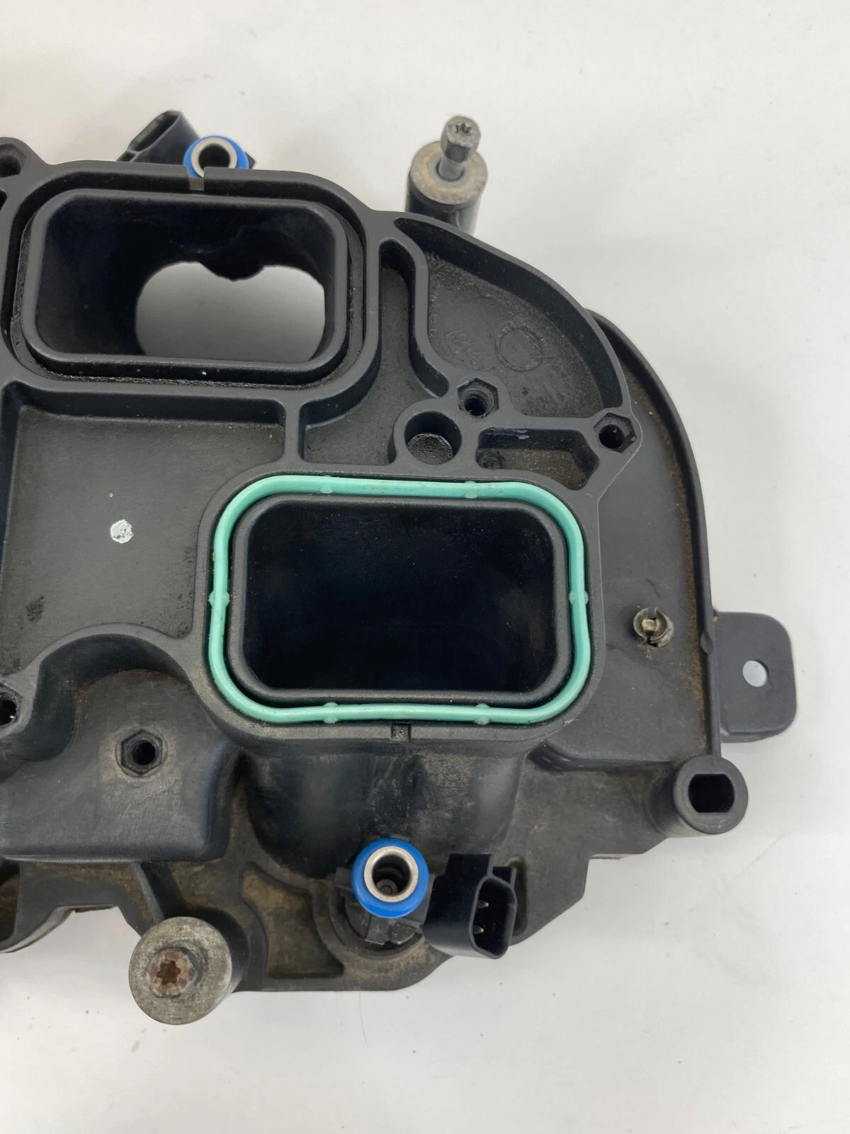 2011-2016 CHRYSLER TOWN & COUNTRY 3.6L ENGINE LOWER INTAKE MANIFOLD ASSY OEM