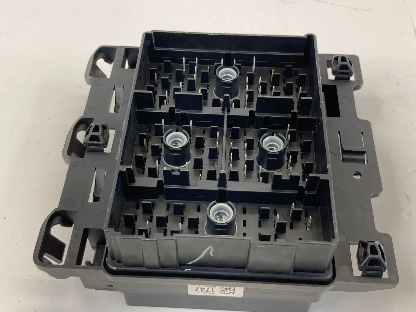 2007 2008 PONTIAC G6 2.4L INTERIOR TRUNK FUSE RELAY BOX COMPARTMENT 15291747 OEM