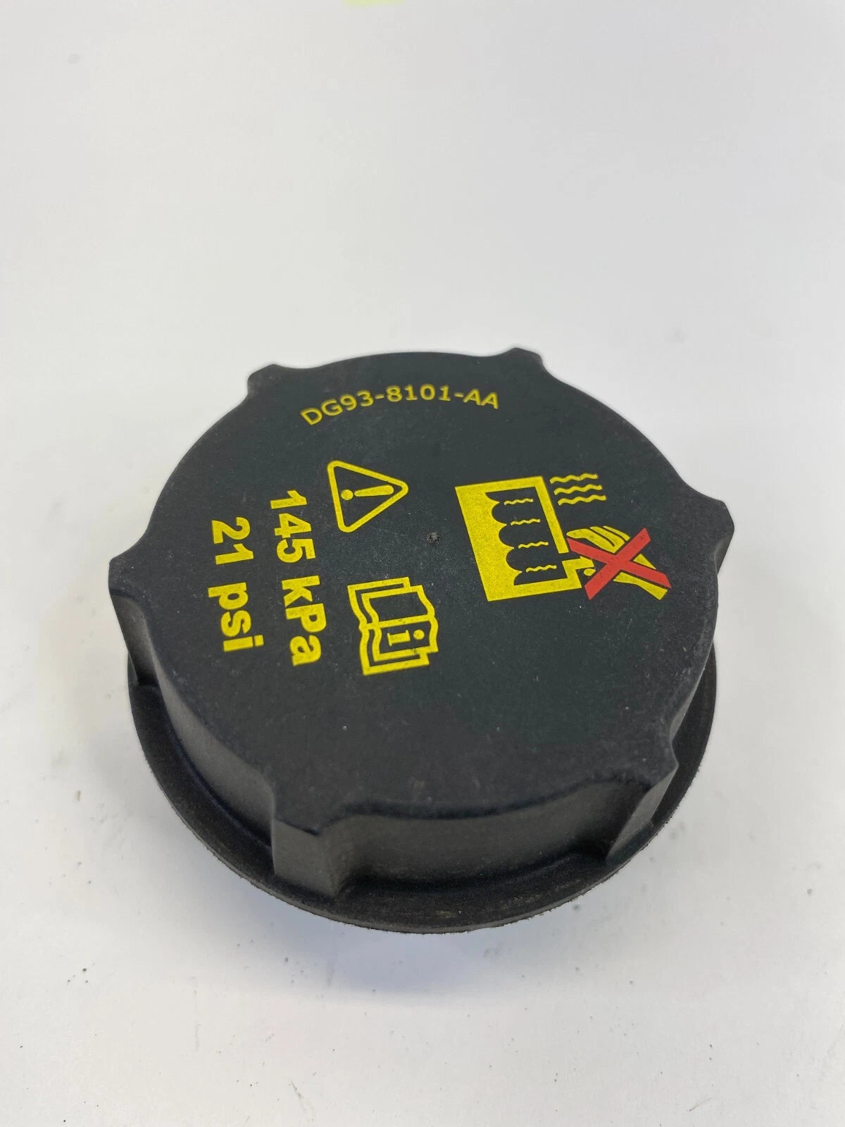 2013-2020 FORD FUSION COOLANT RESERVOIR TANK CAP 21 PSI 145 KPA OEM DG93-8101-AA