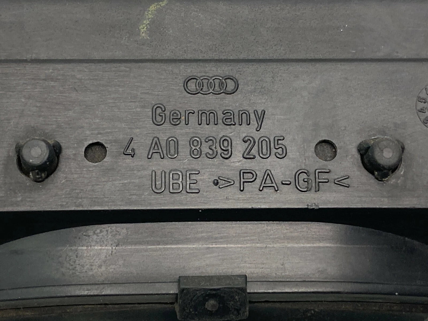 1996-1999 AUDI A4 A4 QUATTRO A6 REAR LEFT SIDE EXTERIOR OUTER DOOR HANDLE OEM