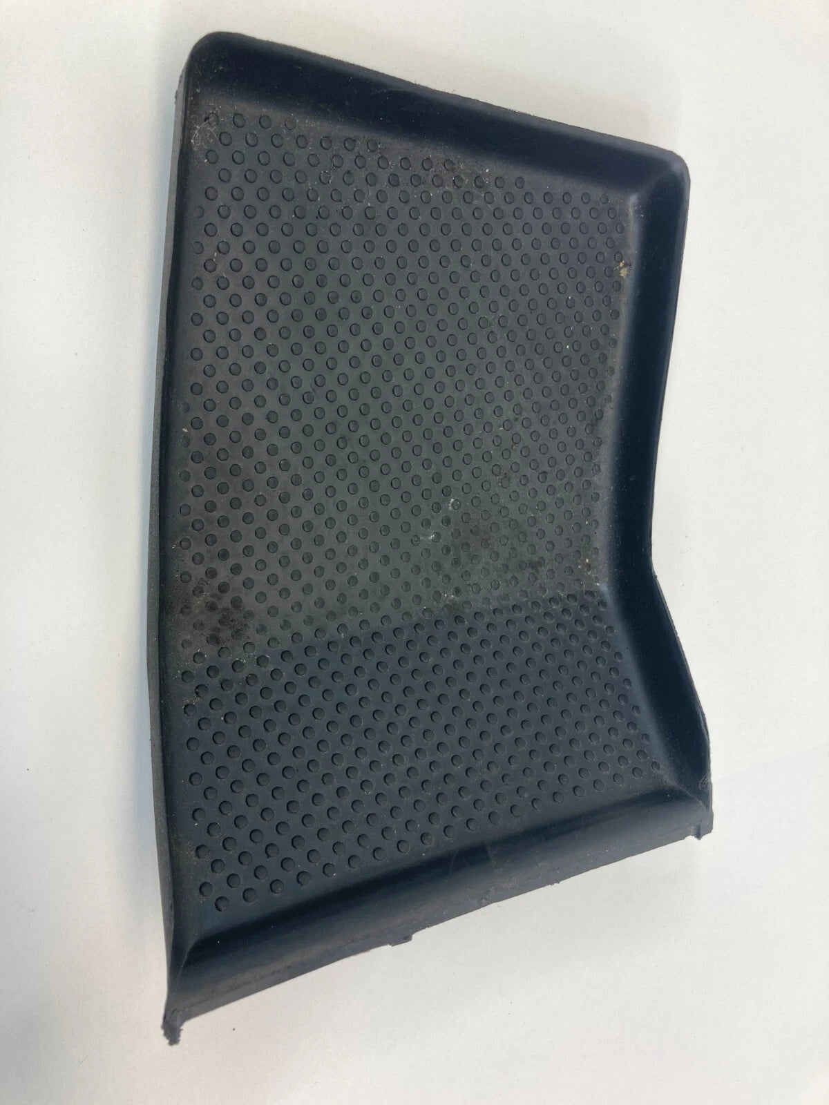 01 02 03 04 05 VOLKSWAGEN PASSAT GLOVE BOX RUBBER MAT LINER INSERT 3B1858166 OEM