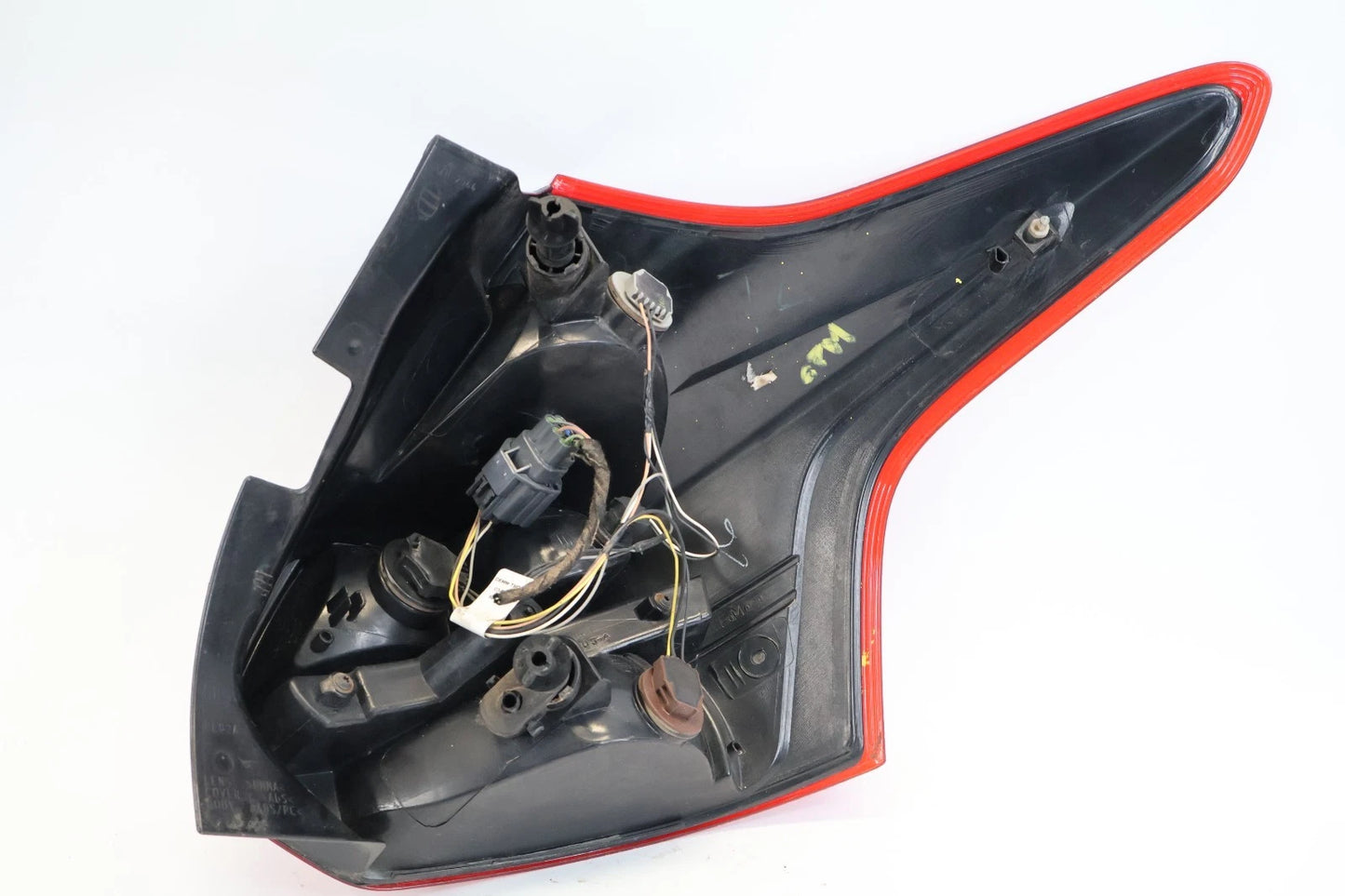 2012-2014 FORD FOCUS HATCHBACK REAR LEFT LH DRIVER BRAKE TAILLIGHT TAIL LAMP OEM