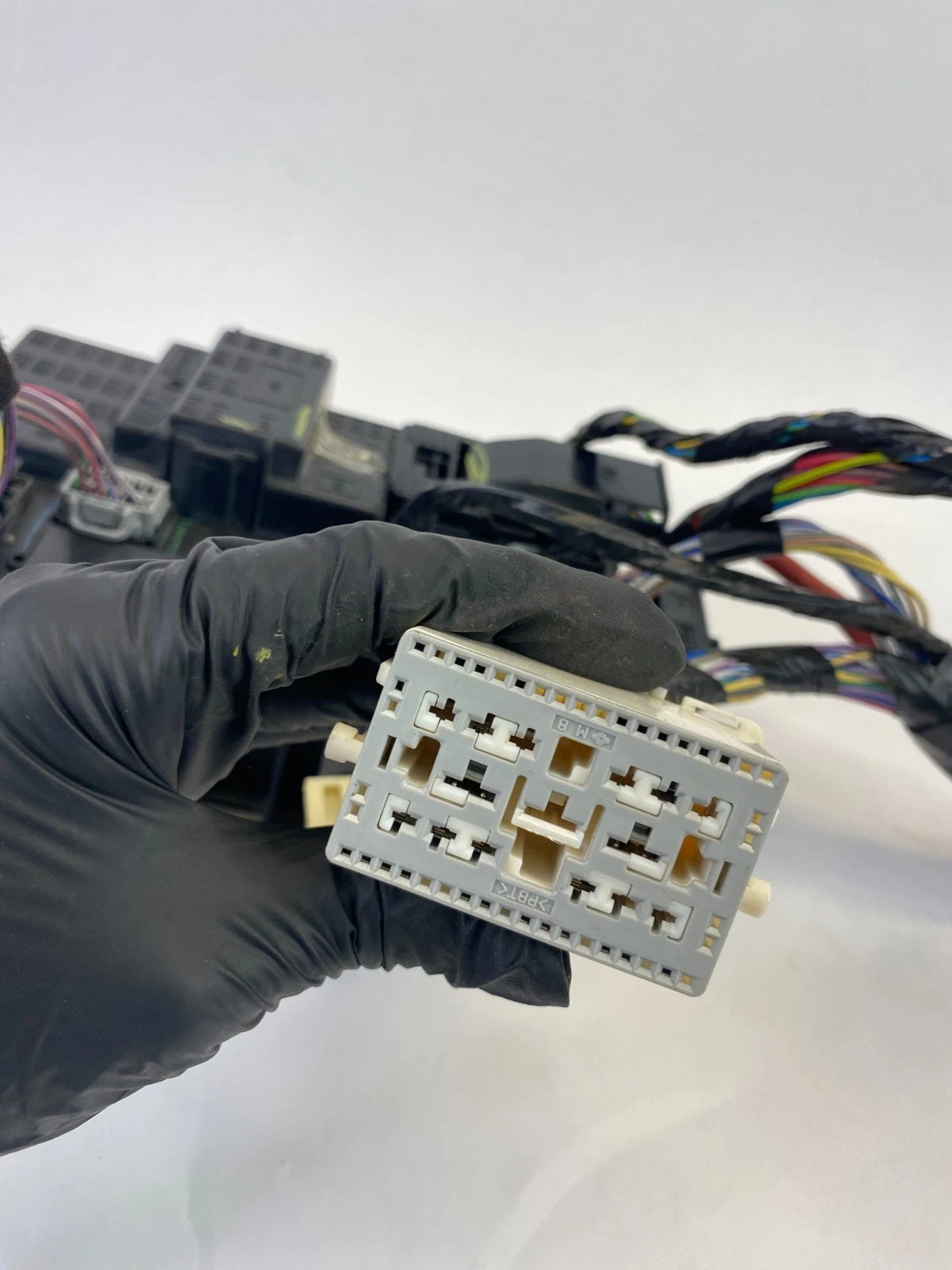2011-2015 FORD EXPLORER SMART FUSE JUNCTION BOX BODY MODULE BCM DB5T-15604AD OEM