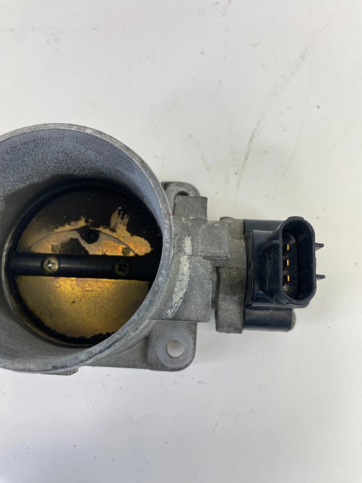 1998-2004 LINCOLN TOWN CAR THROTTLE BODY VALVE ASSEMBLY F4SF-9B989