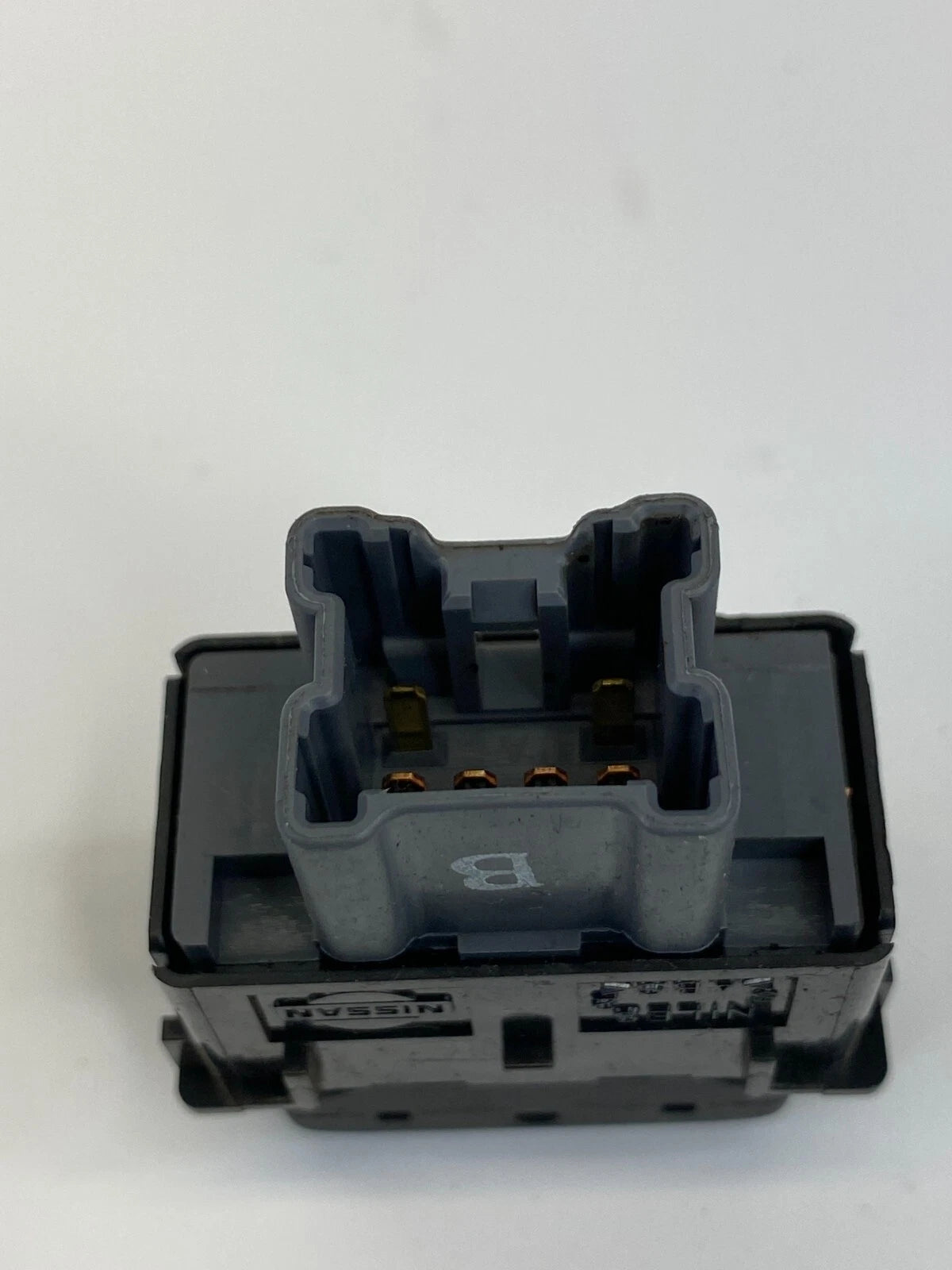 2007 INFINITI G35 FRONT LEFT DRIVER SIDE SEAT HEATED CONTROL SWITCH BUTTON OEM
