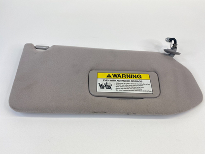 1999-2004 Honda Odyssey Right Passenger Side Sunvisor Sun Visor w Illumination