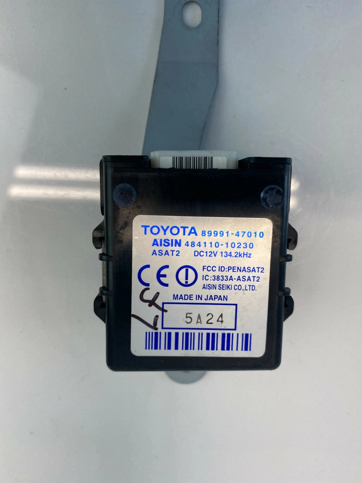 2004-2006 TOYOTA PRIUS LEFT DOOR OSCILLATOR COMPUTER CONTROL MODULE 89991-47010