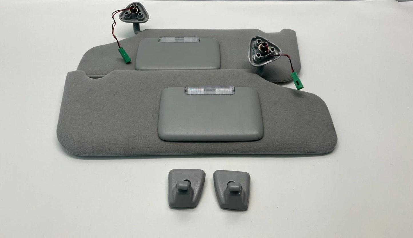 2005-2007 FORD FREESTYLE DRIVER & PASSENGER SUNVISOR LEFT & RIGHT SUN VISOR SET