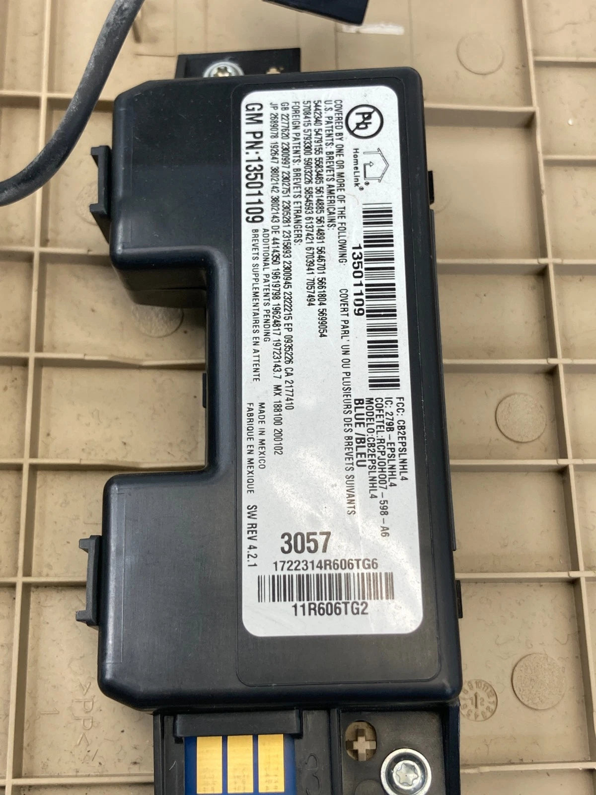 10 11 12 13 BUICK LACROSSE OVERHEAD CONSOLE DOME MAP LAMP W/ SUNROOF SWITCH OEM