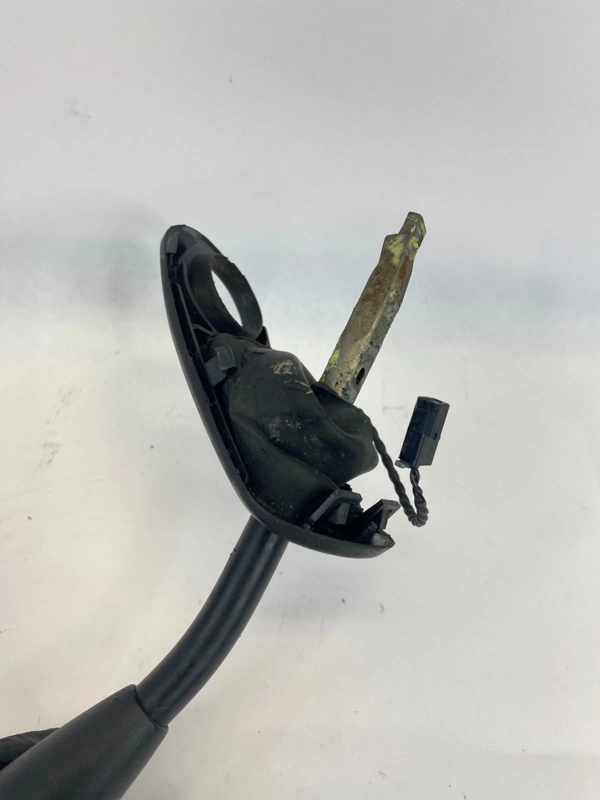 2002-2005 FORD EXPLORER STEERING COLUMN SHIFTER LEVER HANDLE OVERDRIVE SWITCH