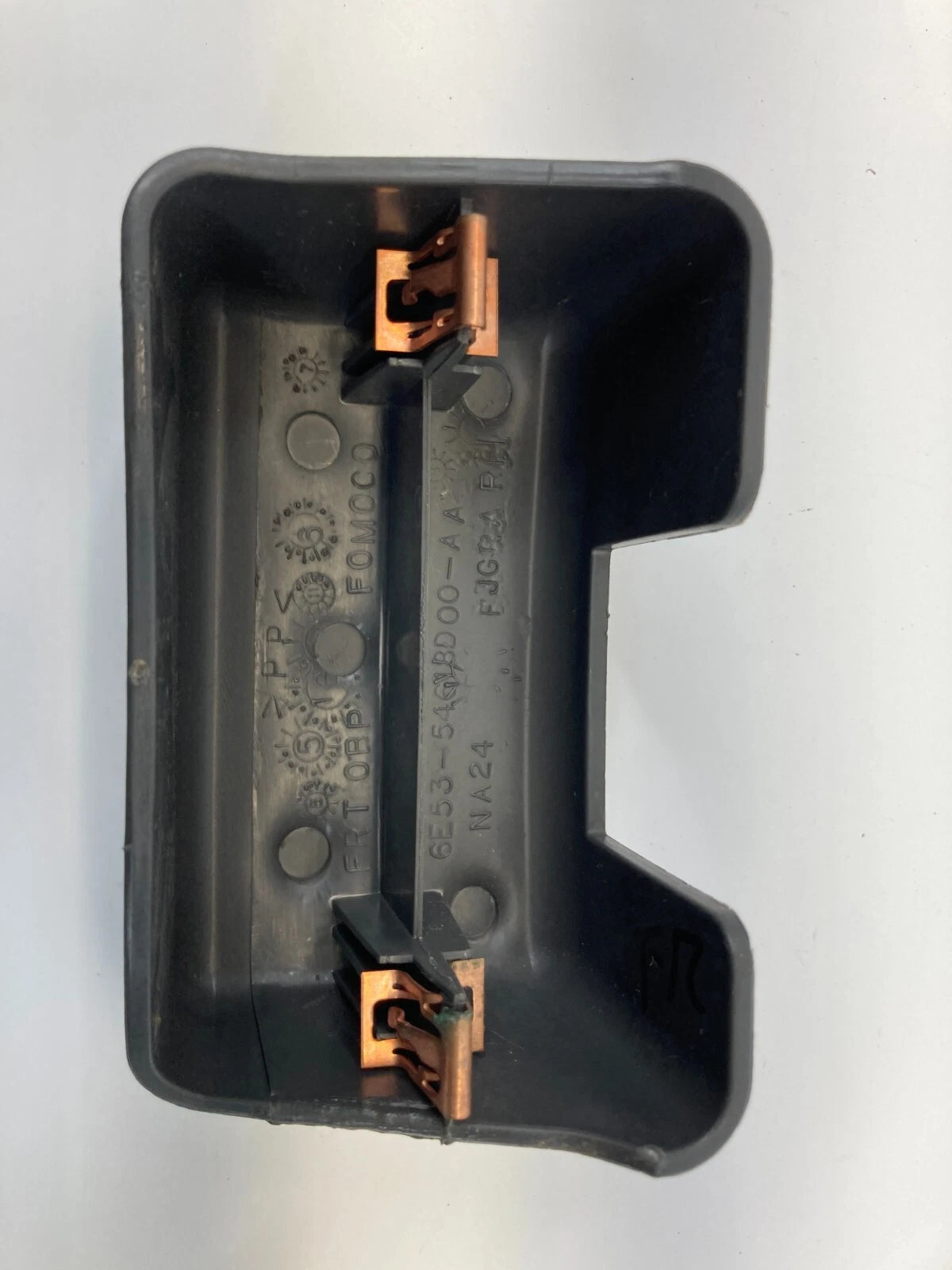 06-12 FORD FUSION FRONT RIGHT SEAT TRACK COVER BEZEL TRIM 6E53-5461BD00-AA OEM