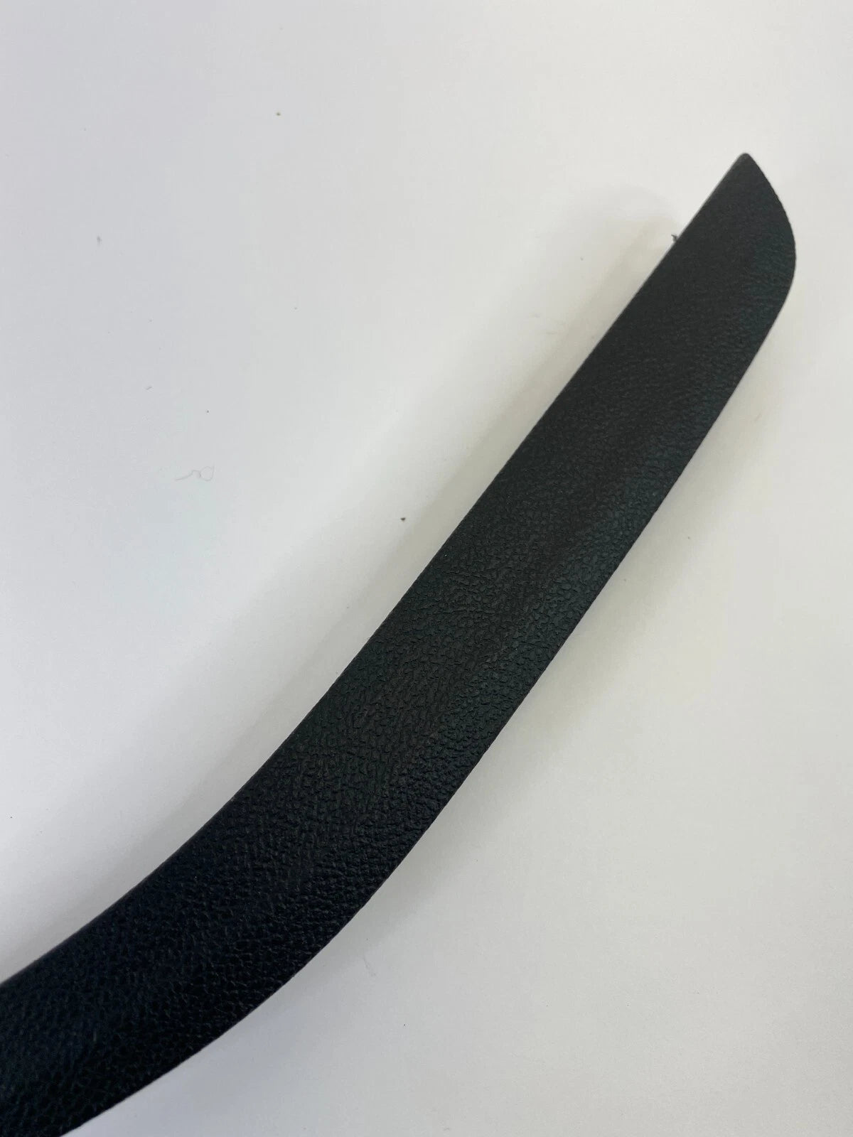 2013-2015 CHEVROLET MALIBU REAR RIGHT SIDE DOOR PULL HANDLE COVER TRIM BEZEL