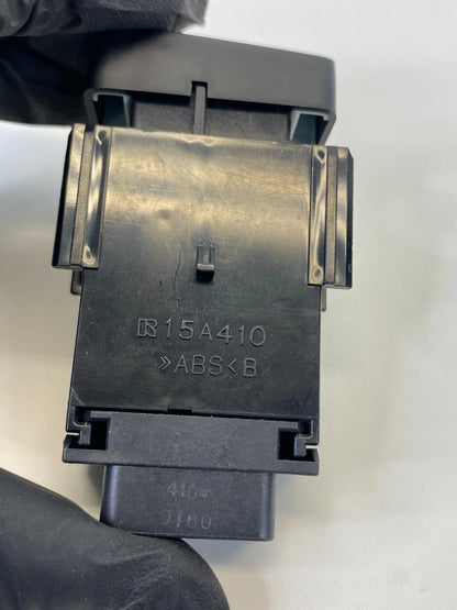 2003-2008 TOYOTA COROLLA REAR WINDSHIELD DEFROST SWITCH BUTTON CONTROL 15A410