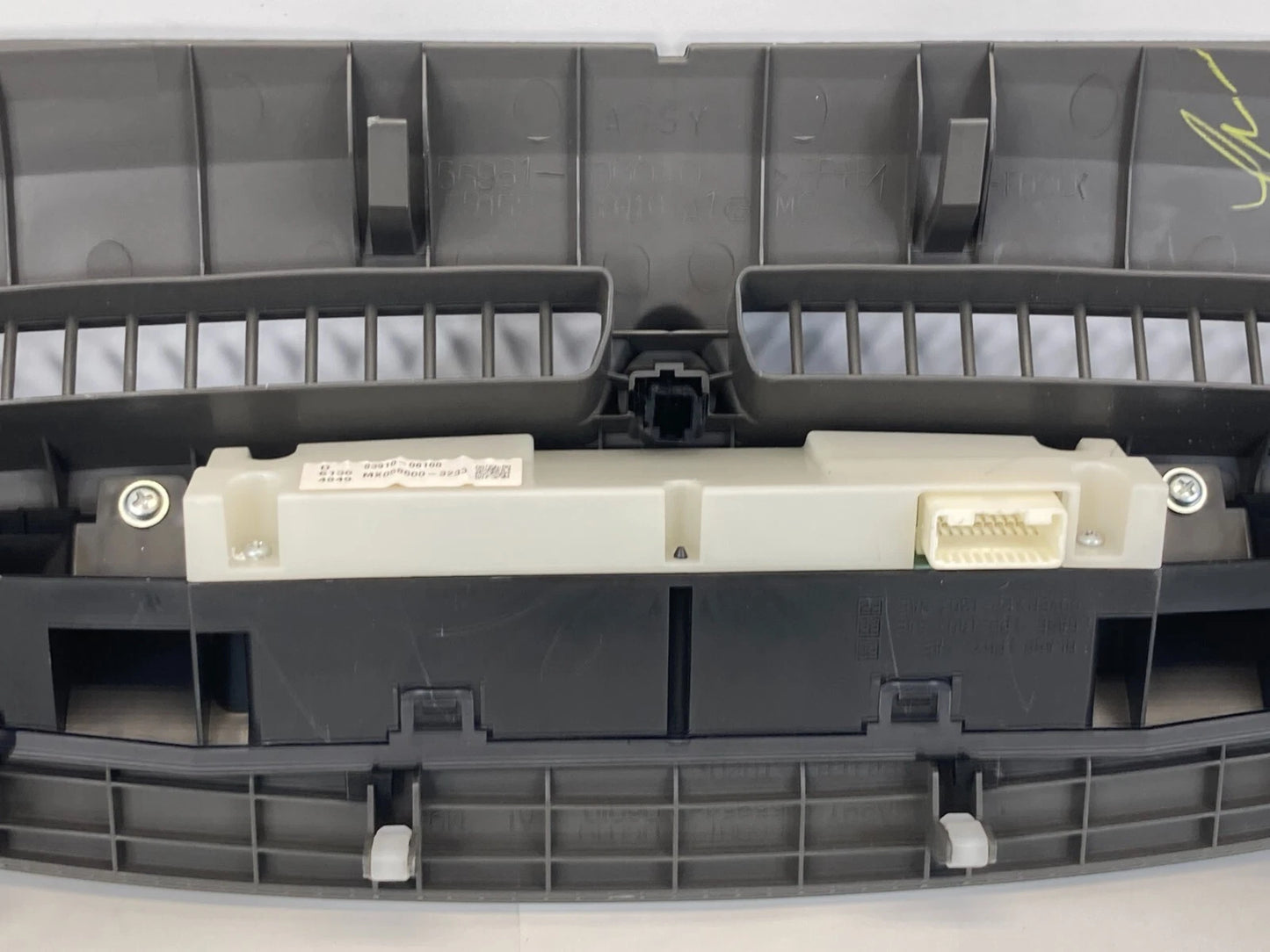 2007-2011 TOYOTA CAMRY CENTER DASH DIGITAL CLOCK W/ BEZEL DEFROST 83910-06100