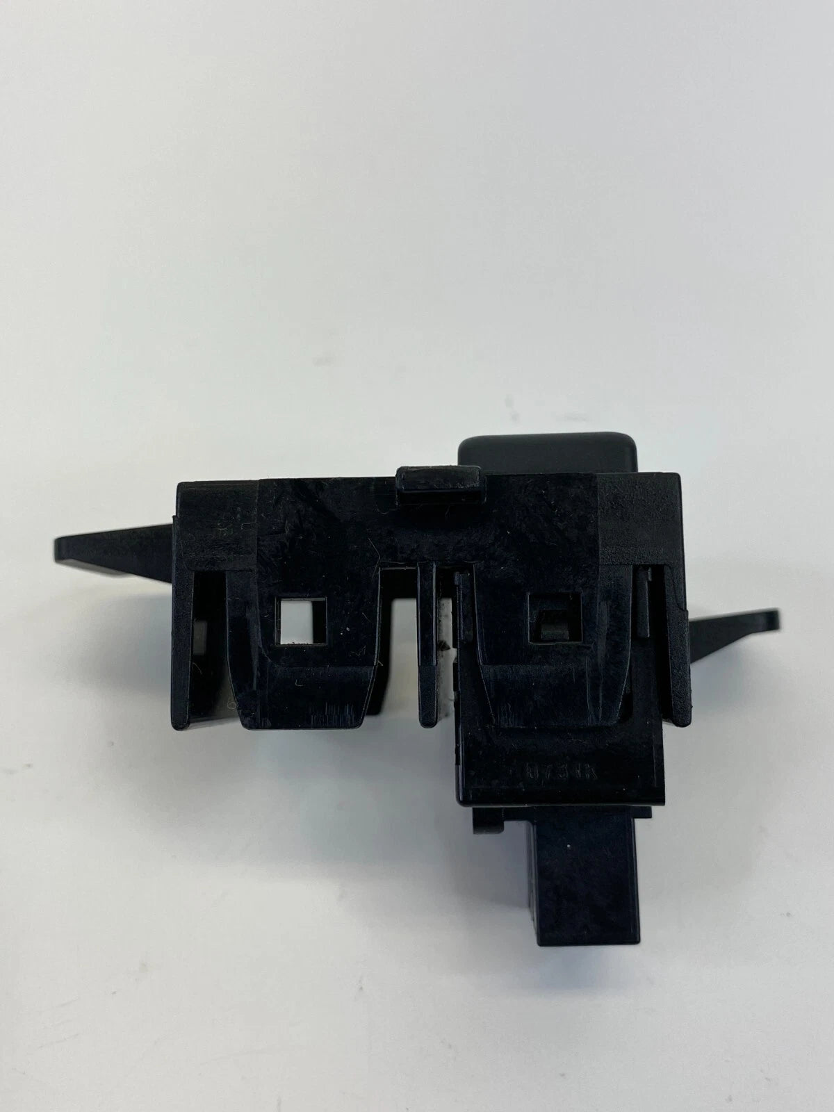 2007-2012 NISSAN SENTRA VEHICLE DYNAMIC CONTROL OFF VDC SWITCH BUTTON OEM