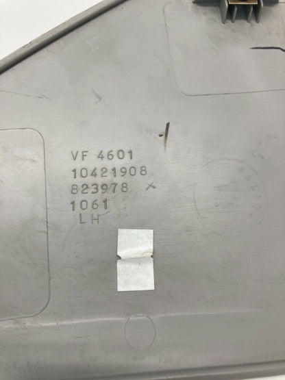 02-07 BUICK RENDEZVOUS FRONT DRIVER SIDE DASH FUSE RELAY PANEL COVER 10421908
