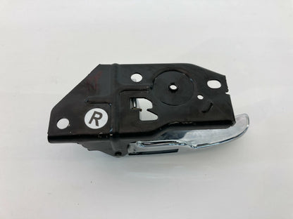2002-2005 HYUNDAI SONATA BASE REAR RIGHT PASSENGER INNER INSIDE DOOR HANDLE RH