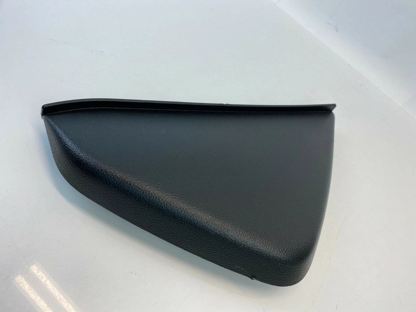 2011-2016 CHEVROLET CRUZE RIGHT PASSENGER DASH END CAP COVER TRIM PANEL 95987083