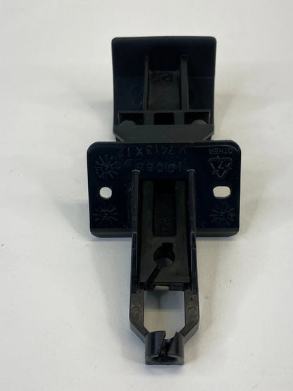04-09 CADILLAC SRX EMERGENCY PARKING HAND BRAKE RELEASE HANDLE LEVER M7413X12