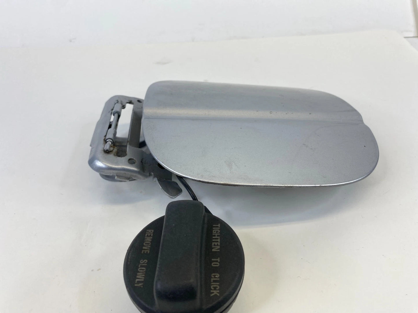 2008 09 10 11 2012 Honda Accord Coupe Fuel Filler Door Gas Lid Cover w/ Cap OEM