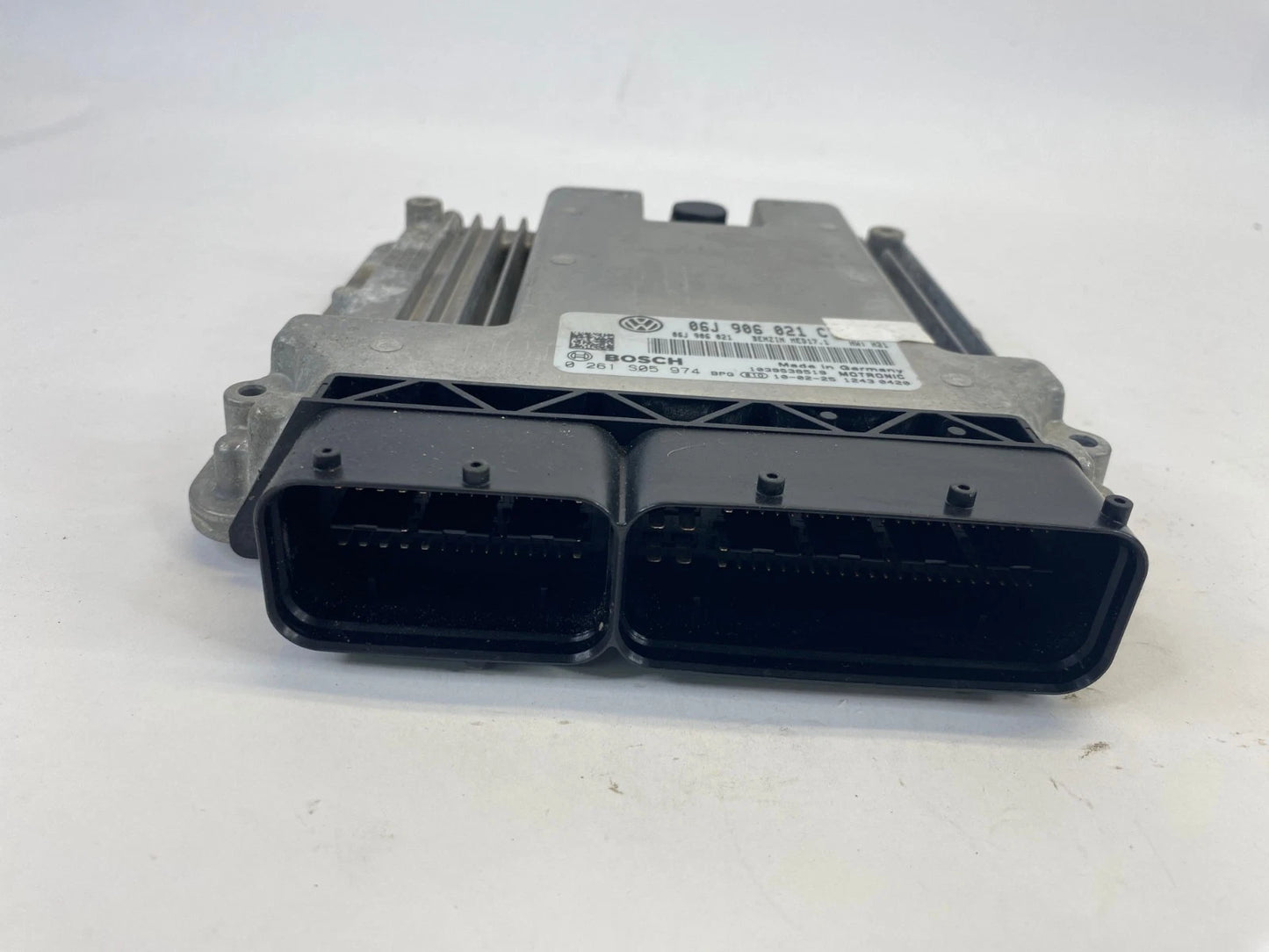 2010 VOLKSWAGEN CC ENGINE CONTROL MODULE ECU ECM FRONT BOSCH UNIT OEM 06J906021C