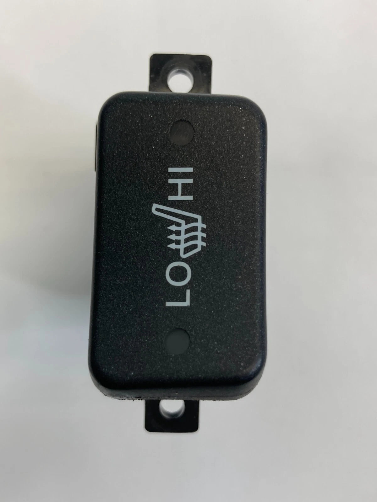 2004-2008 ACURA TL CENTER CONSOLE HEATER HEAT SEAT CONTROL SWITCH M22831 OEM