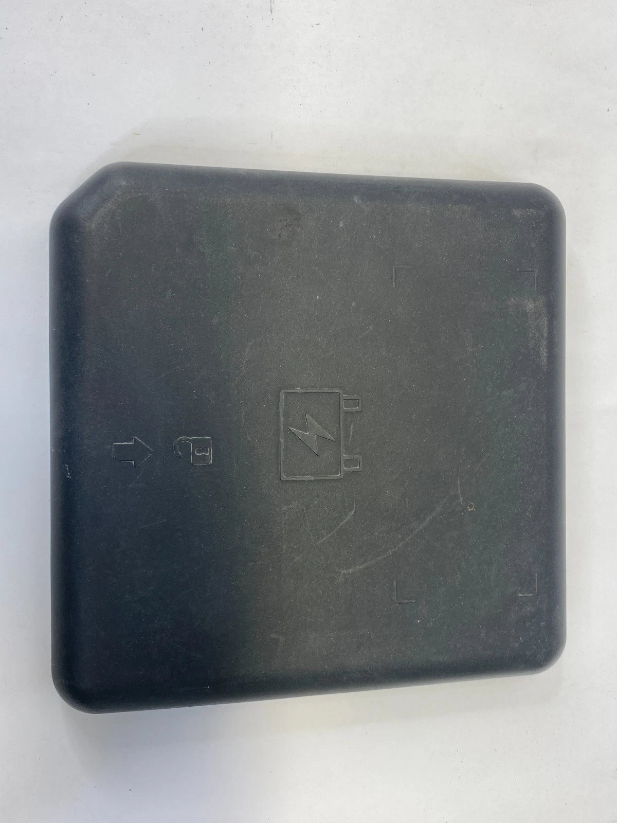 2003-2005 CHEVY TAHOE SILVERADO 5.3L ENGINE FUSE BOX COVER LID TOP 15200391 OEM