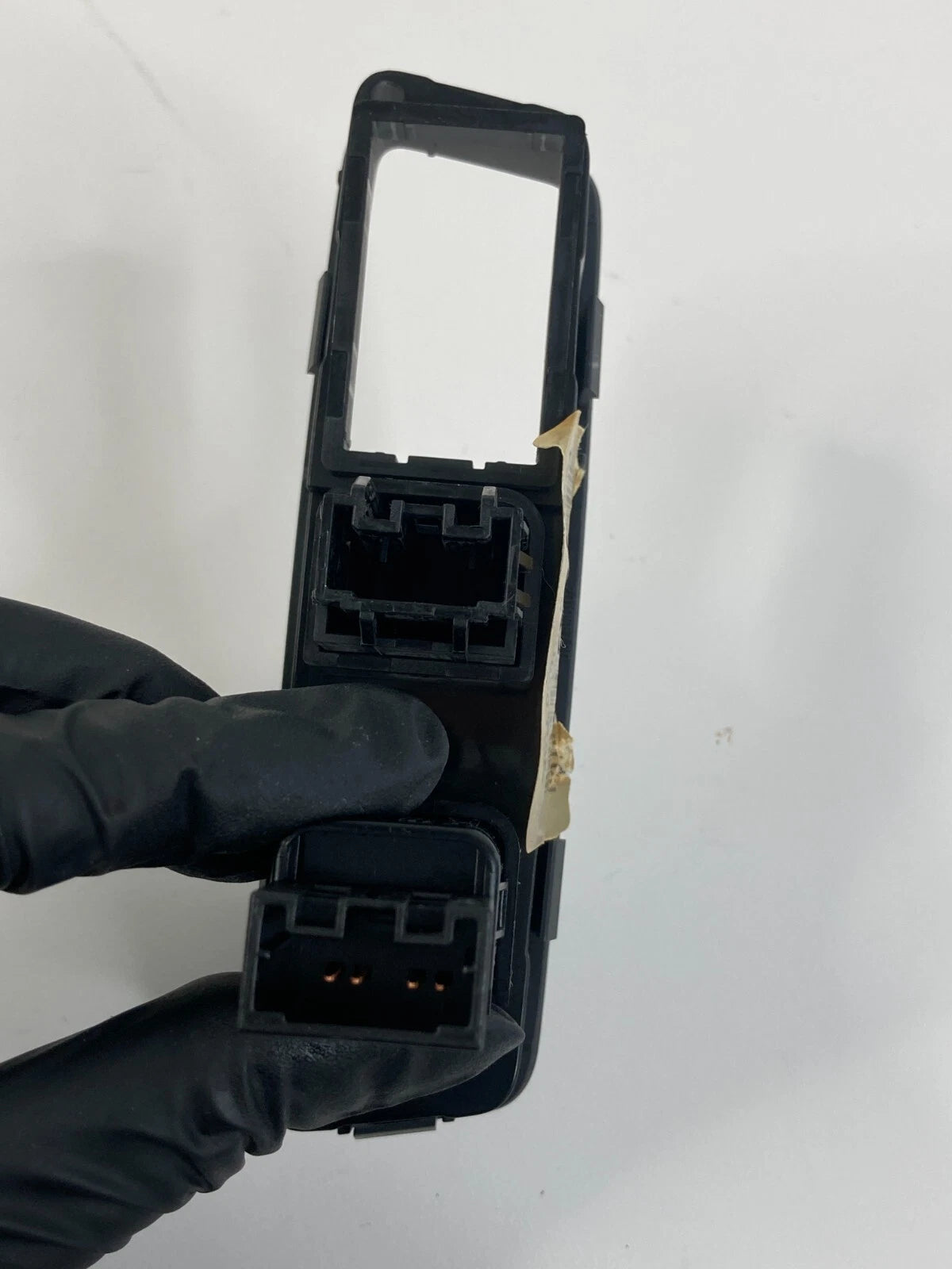 2011-2014 HYUNDAI SONATA INSTRUMENT PANEL STABILITY CONTROL SWITCH 93300-3Q000